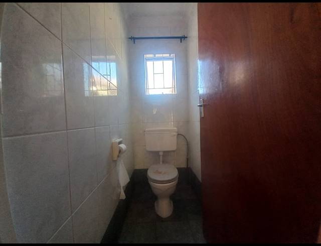 3 BEDROOM FREESTANDING FOR SALE IN RENSBURG